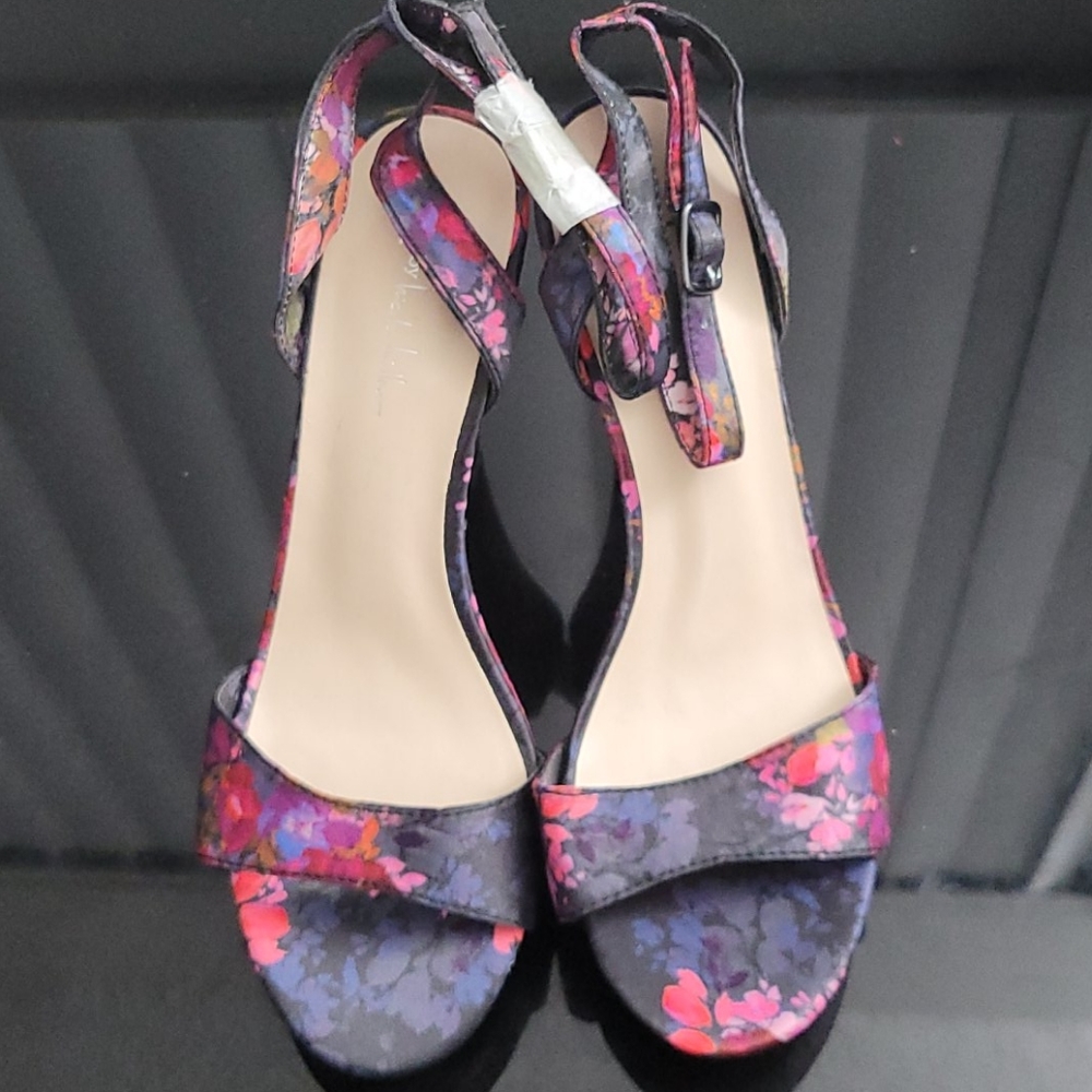 N by Nicole Miller Floral heels Size 7 1/2 M
